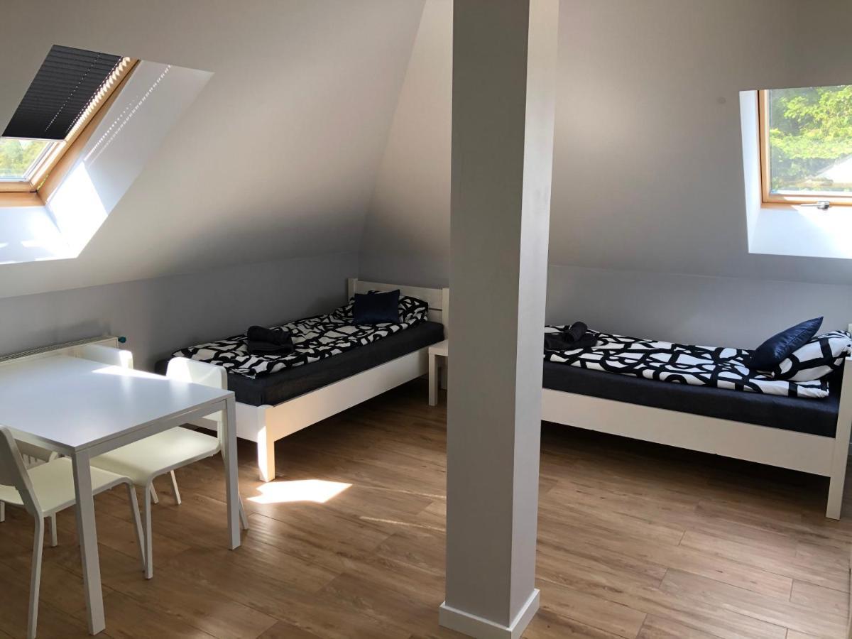 Klimatyzowane Apartamenty I Pokoje Przy Targach Kielce Extérieur photo