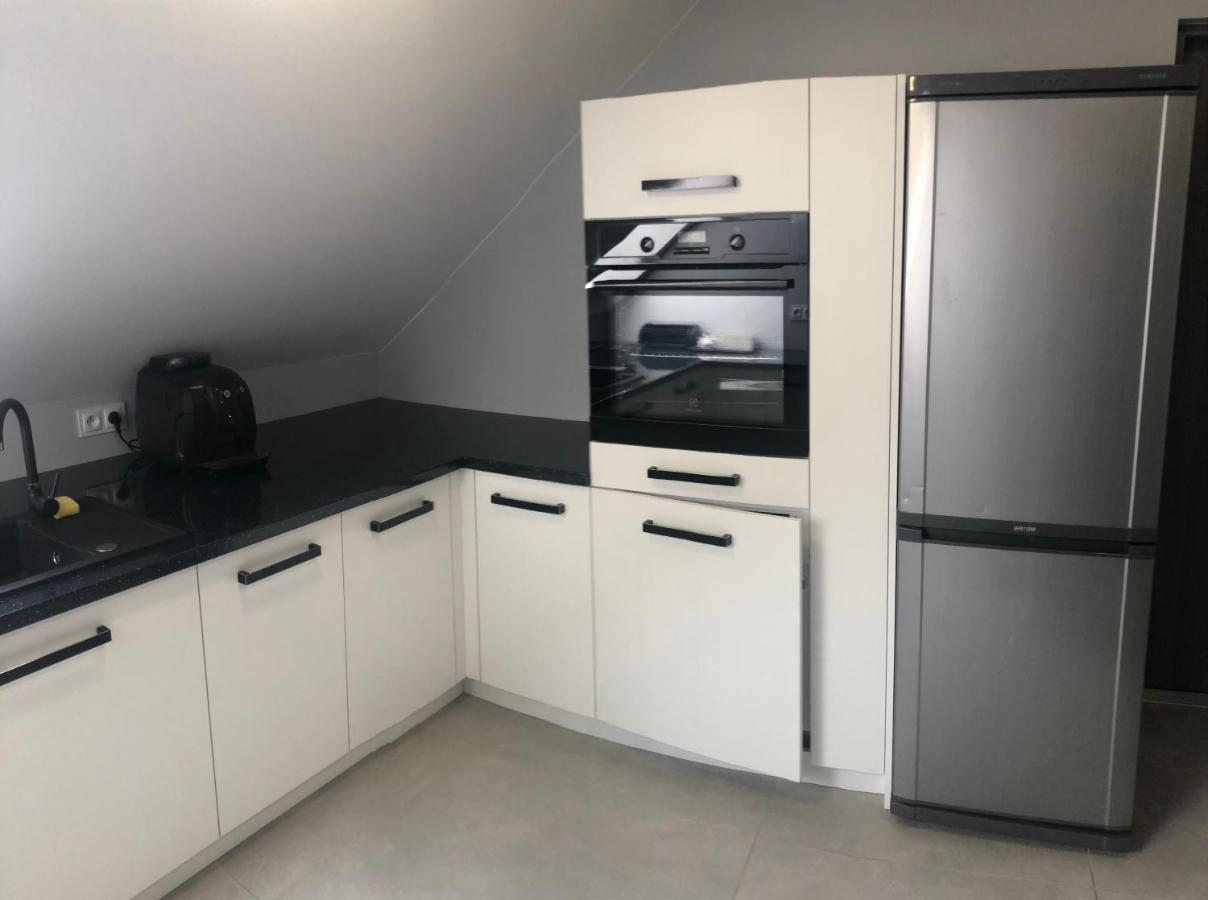 Klimatyzowane Apartamenty I Pokoje Przy Targach Kielce Extérieur photo